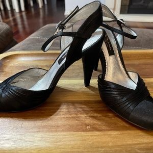 Dress shoes